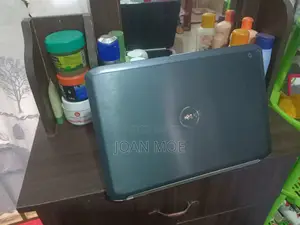 Laptop Dell Latitude 7390 16GB Intel Core Ultra 7 HDD+SSD 500GB