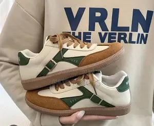 Walking Women’s Sneakers