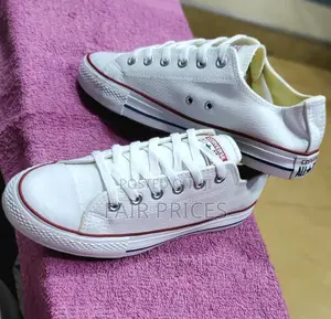 White Allstars Converse