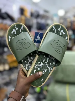 Rubber Crocs Luofu Push Ins