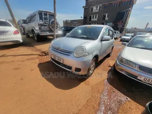 Toyota Harrier 2005 Silver