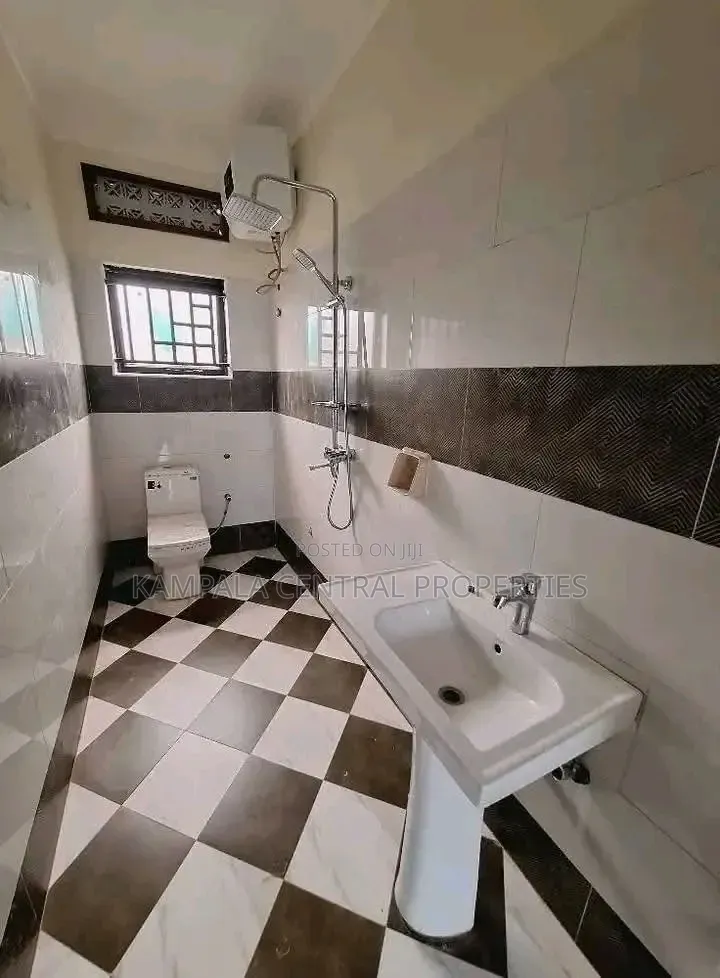 2bdrm Bungalow in Nsambya, Central Division for rent