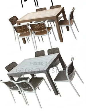 High Quality Bars and Restaurants Plastic Table and Chairs Set