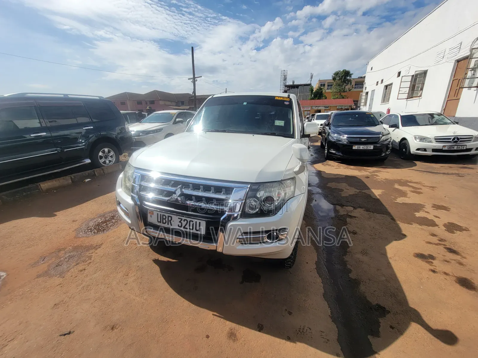 Mitsubishi Pajero 2012 White