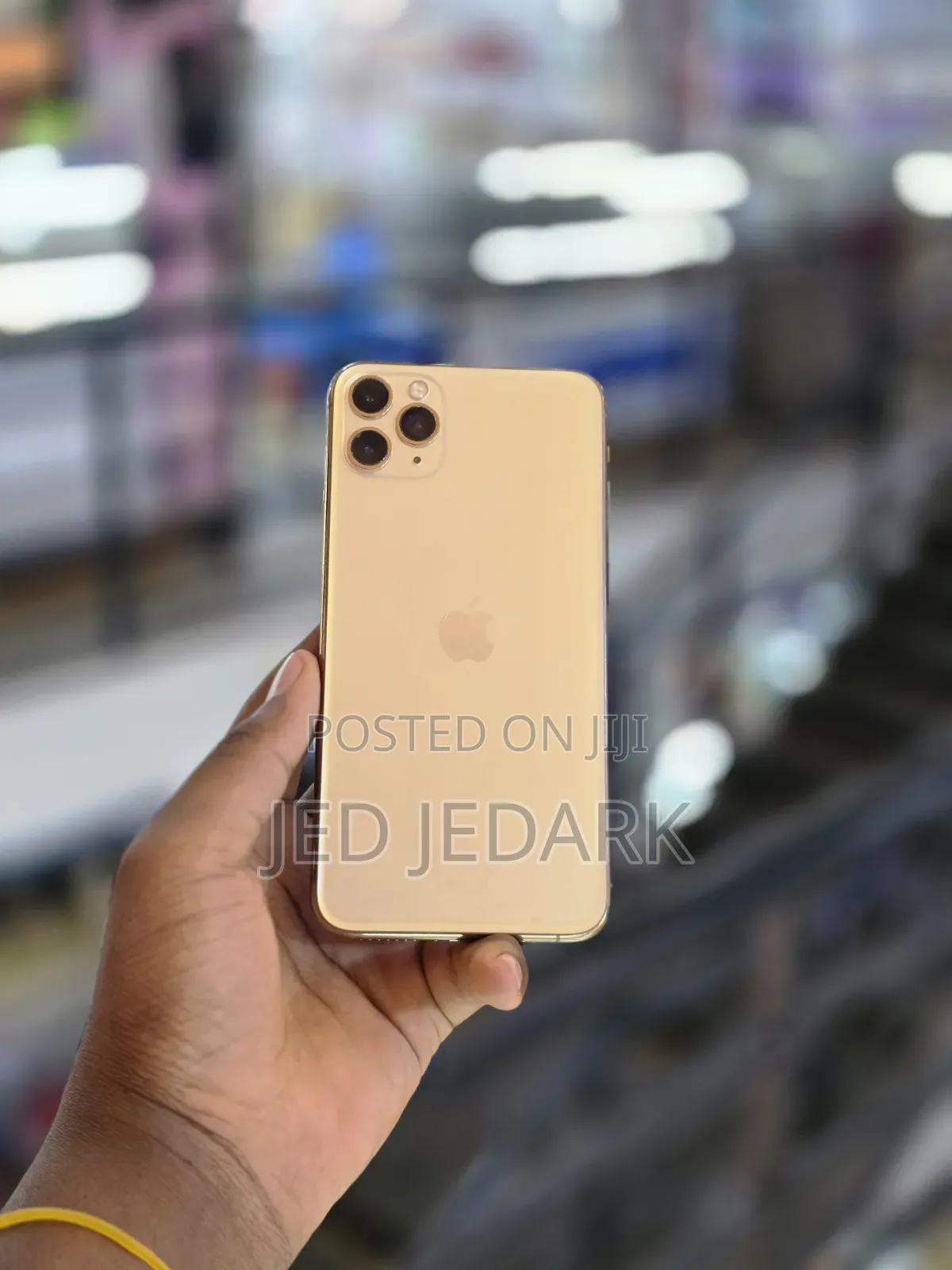 Apple iPhone 11 Pro Max 64 GB Gold