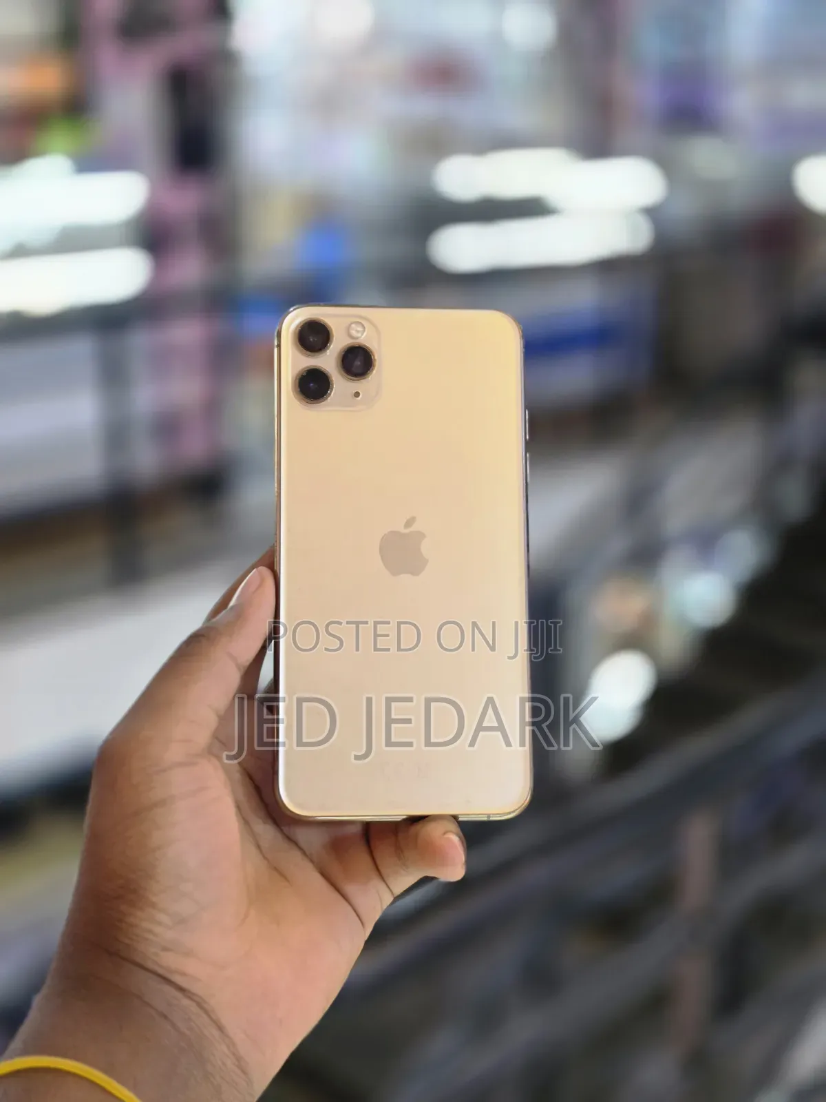 Apple iPhone 11 Pro Max 64 GB Gold