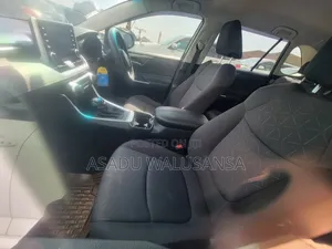 Toyota RAV4 2020 Gray