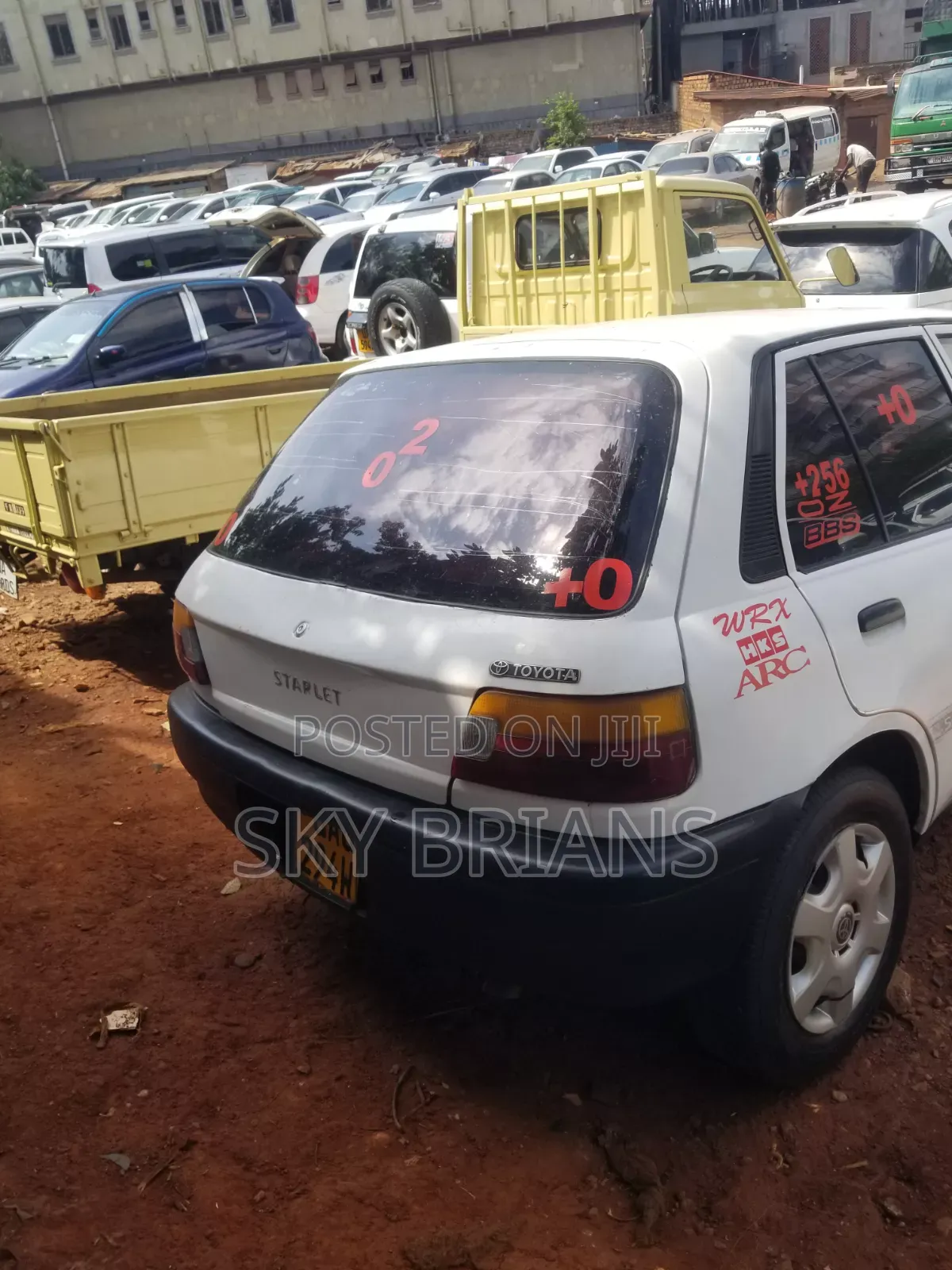 Toyota Starlet 1999 White