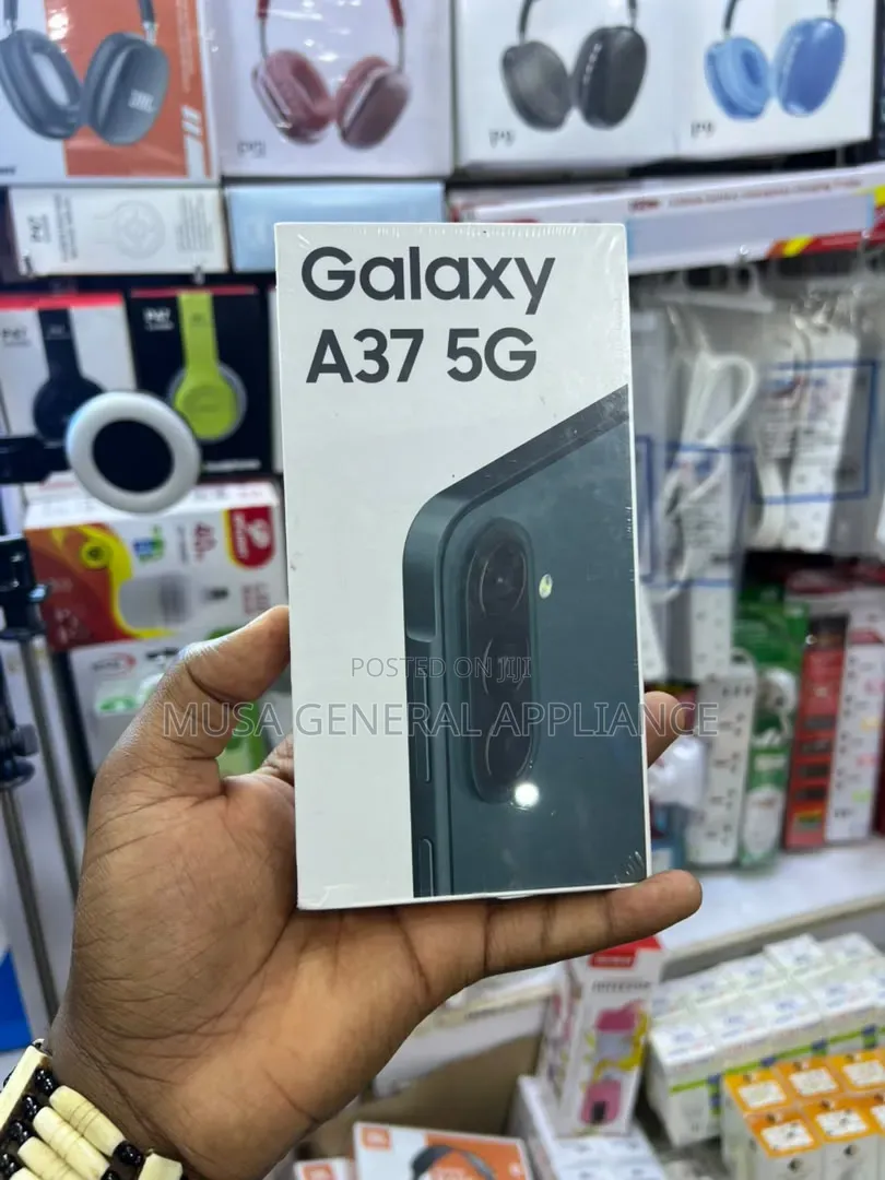 New Samsung Galaxy A37 128 GB Black