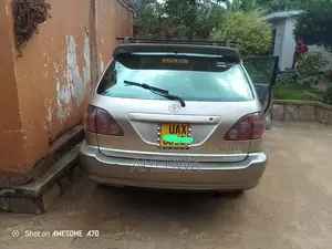 Toyota Harrier 2004 Gray
