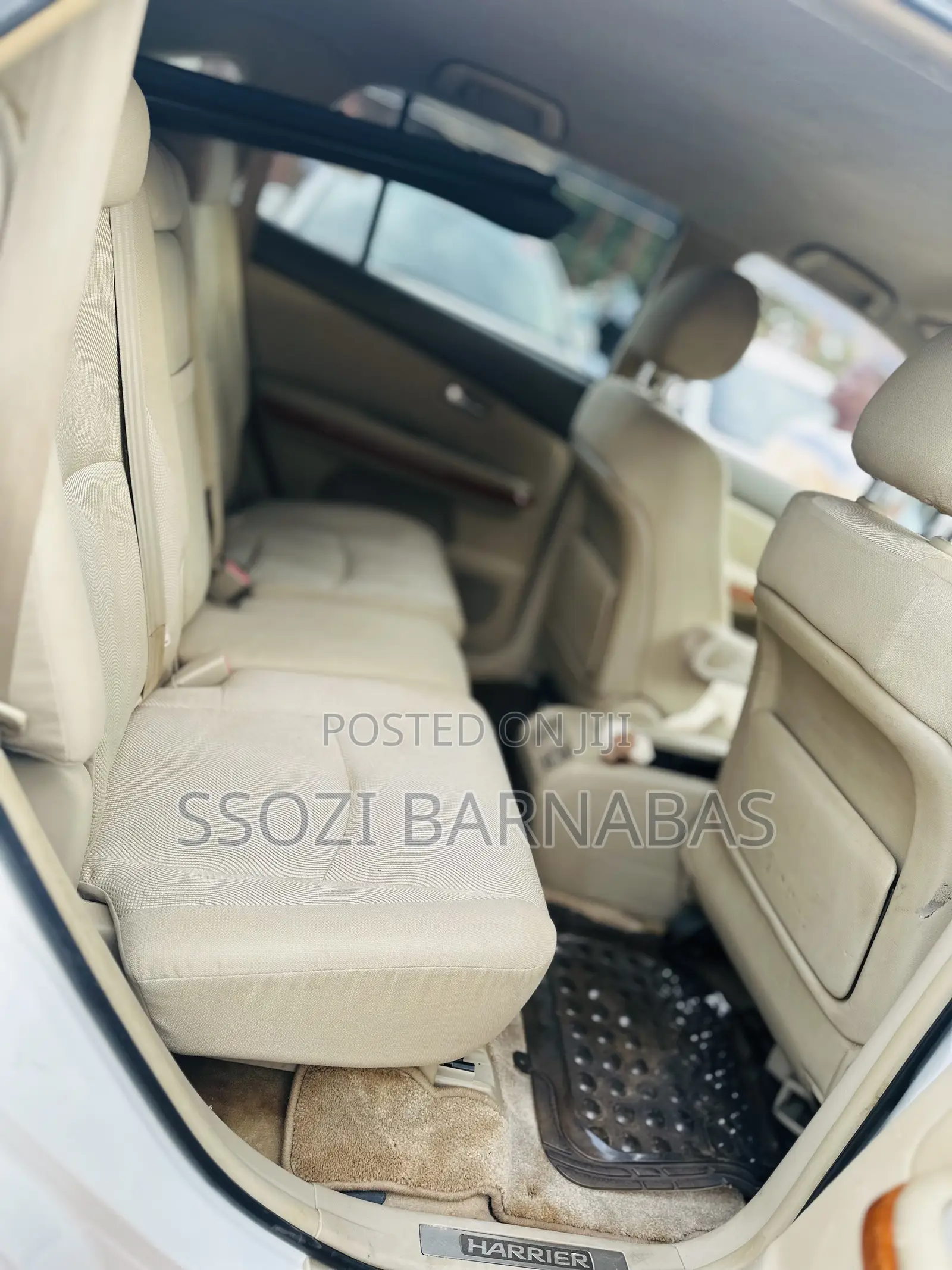 Toyota Raum 2003