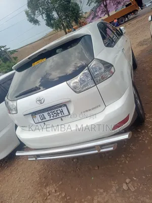 Toyota Harrier 2.4 2009 White