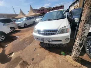 Toyota Nadia 1999 White