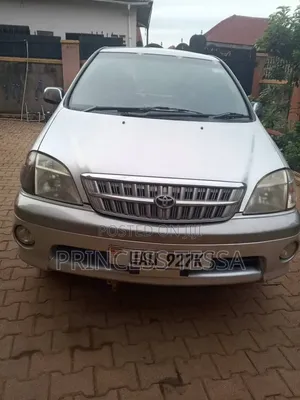 Toyota Nadia 2.0 135hp AWD 1999 Silver