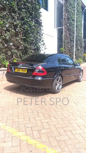 Mercedes-Benz 200E 2008 Black