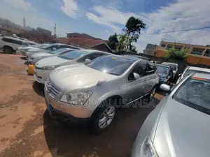 Nissan Dualis 2015 Silver
