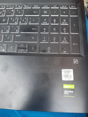 Laptop HP 14-dq1088wm 8GB Intel Core i5 SSD 500GB