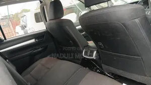 Toyota Hilux Revo Double Cab Deisel 2.8 AWD 2018