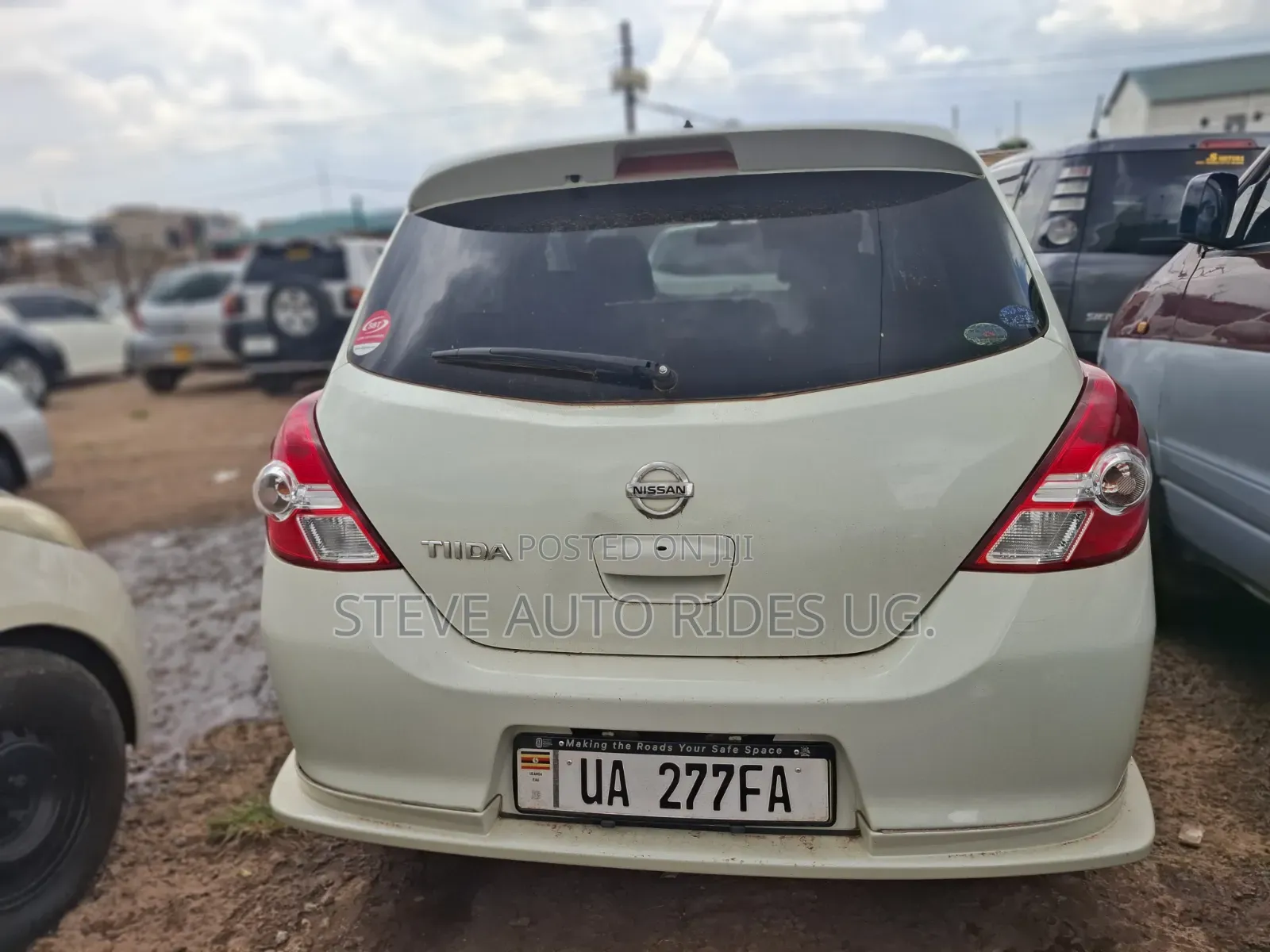 Nissan Tiida 1.5L 16V 2011 White