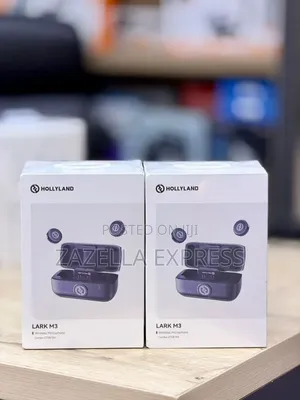 Hollyland Lark M3 Combo 2TX & 1RX Wireless Microphone System