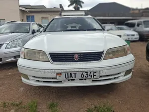 Toyota Mark II 2.0 RWD 2002 White