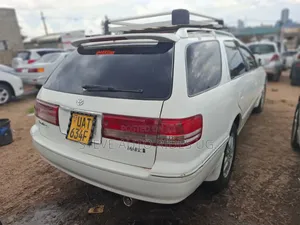 Toyota Mark II 2.0 RWD 2002 White