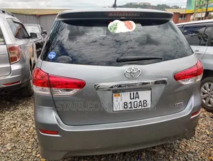 Toyota Wish 2011 Silver