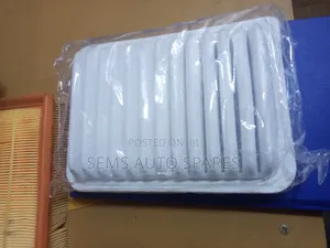 Air Cleaner Premio & Ractis