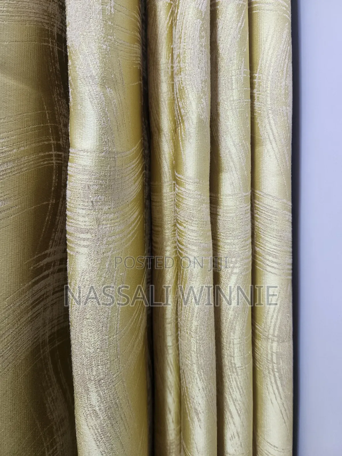 Luxurious Look Curtains