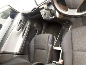 Toyota Wish 2010 White