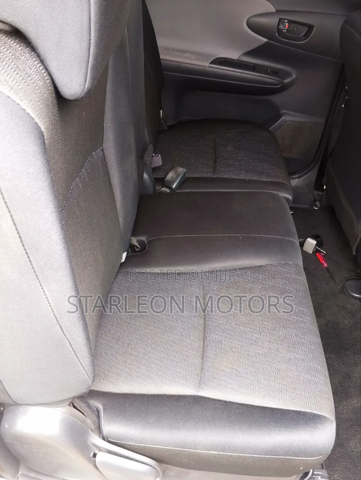Toyota Wish 2010 White