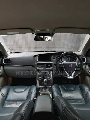 Volvo V40 2013 White