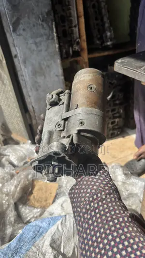 Cylinder Head 5L 3L 2c HZ All