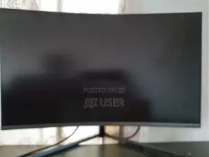 Samsung 4k UHD 32’ Monitor