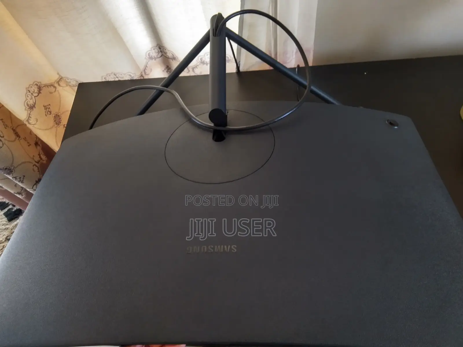 Samsung 4k UHD 32’ Monitor