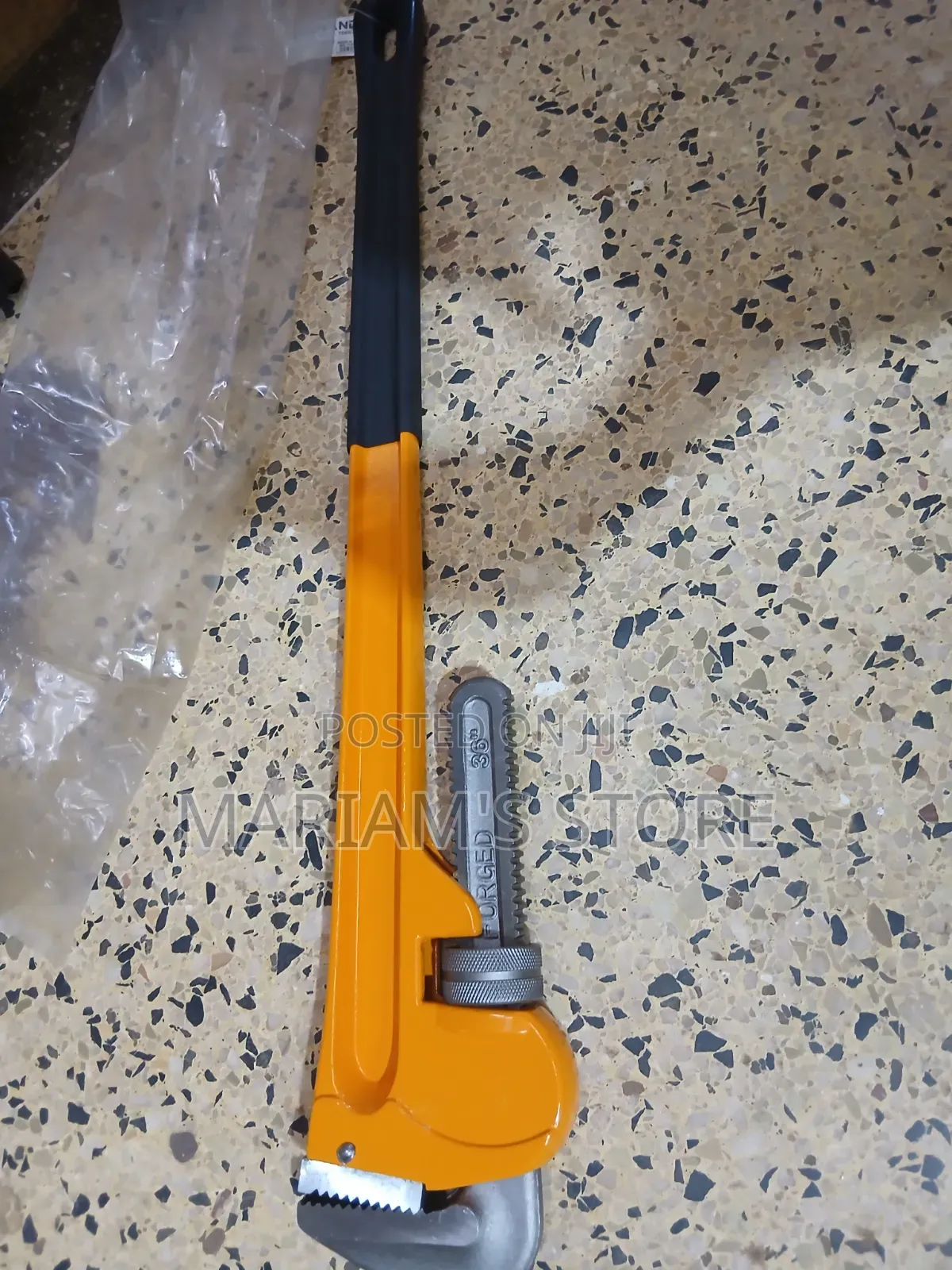 36-Inch (910 Mm) Heavy-Duty Pipe Wrench