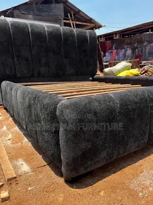 Dark Grey 4by6 Bed -Fabric