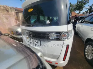 Mazda Biante 2015 White