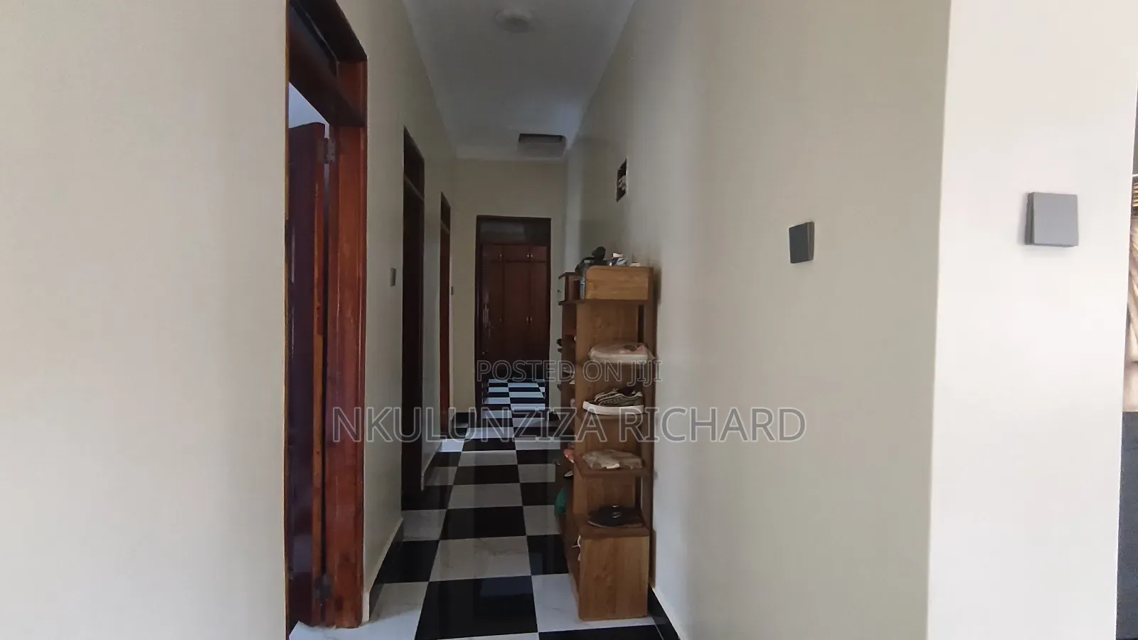 3bdrm Bungalow in Nabusugwe, Kira for sale