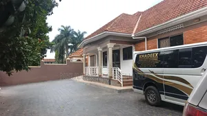 5bdrm Bungalow in Naalya Estate, Kira for sale