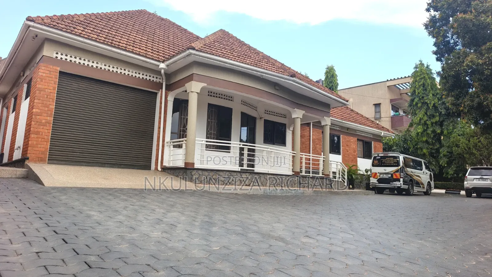 5bdrm Bungalow in Naalya Estate, Kira for sale