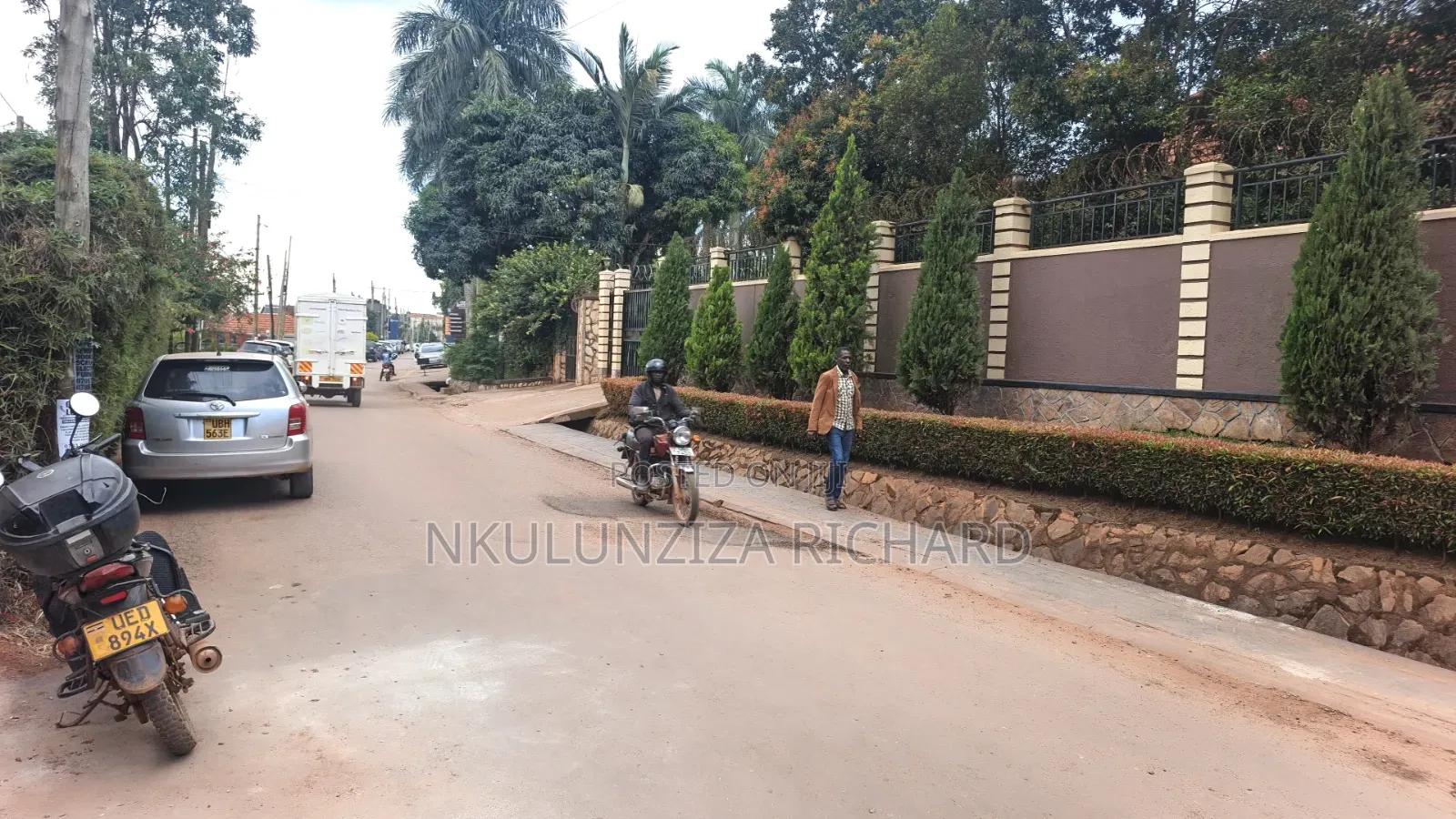 5bdrm Bungalow in Naalya Estate, Kira for sale