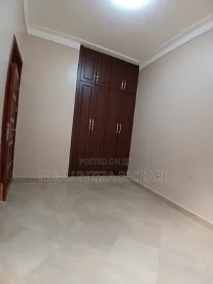 1bdrm Bungalow in Kira Mamerito Road for rent