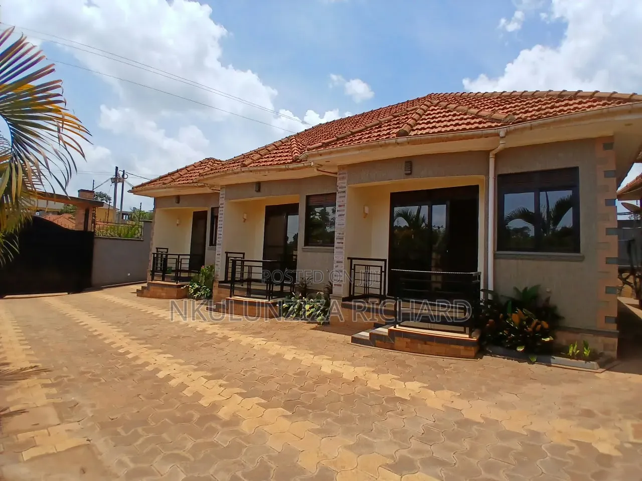 1bdrm Bungalow in Kira Mamerito Road for rent