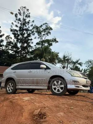 Toyota Harrier 2005 Silver