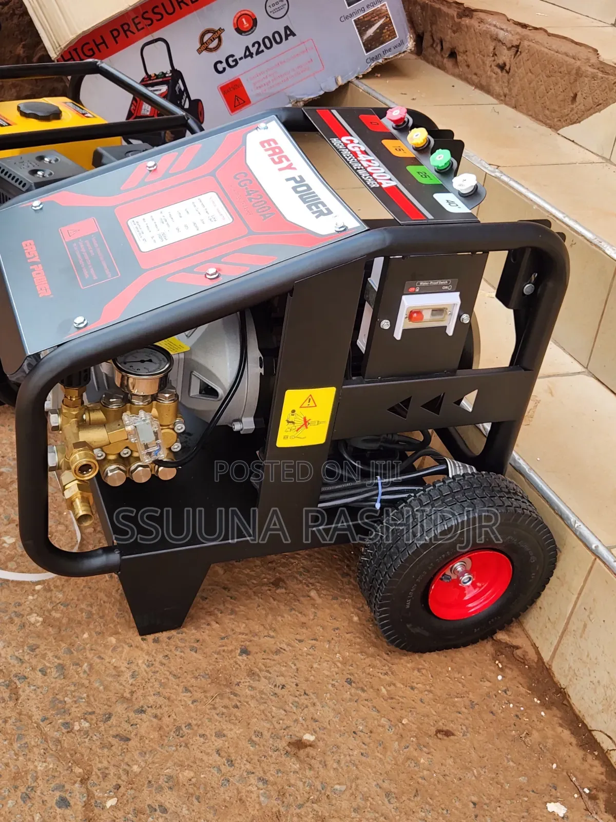 High-Pressure Carwasher 4nozzel
