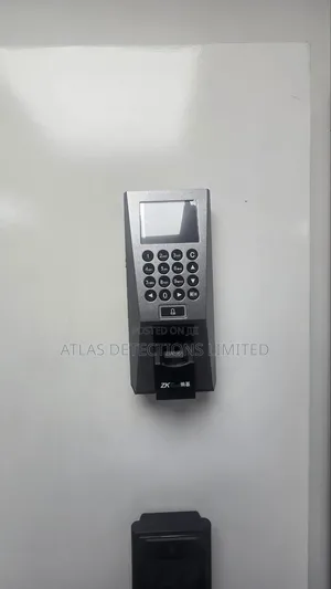 ZKTeco F18 Fingerprint Biometric Time Attendance & Door Access Control