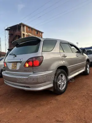 Toyota Harrier 1998 Silver