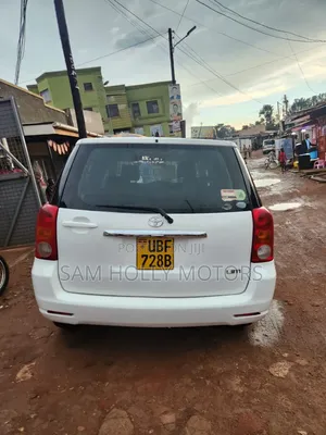 Toyota Raum 1.5 AWD 2008 White
