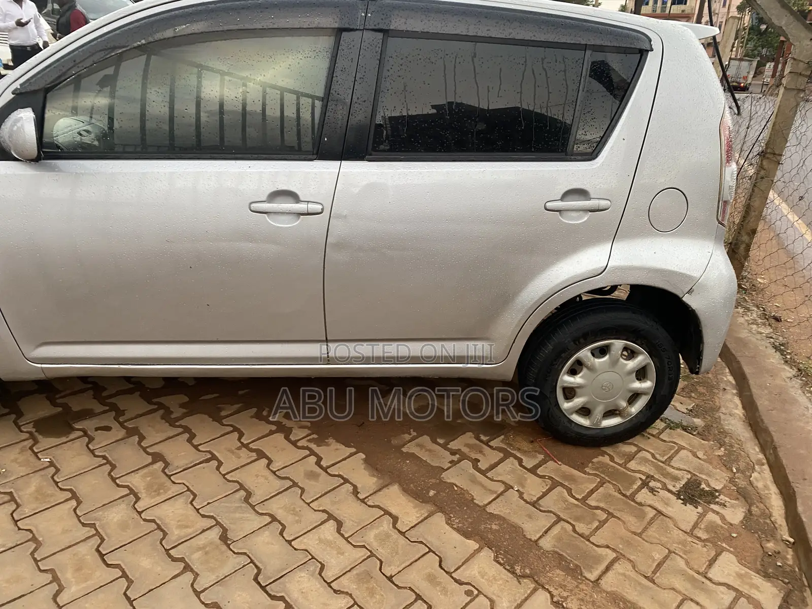 Toyota Passo 2005 Silver